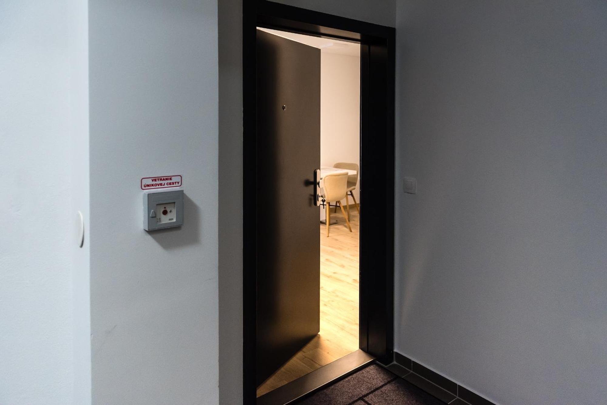 Mickiewiczova Apartment Free Parking By Veronika & Jano Bratislava Luaran gambar